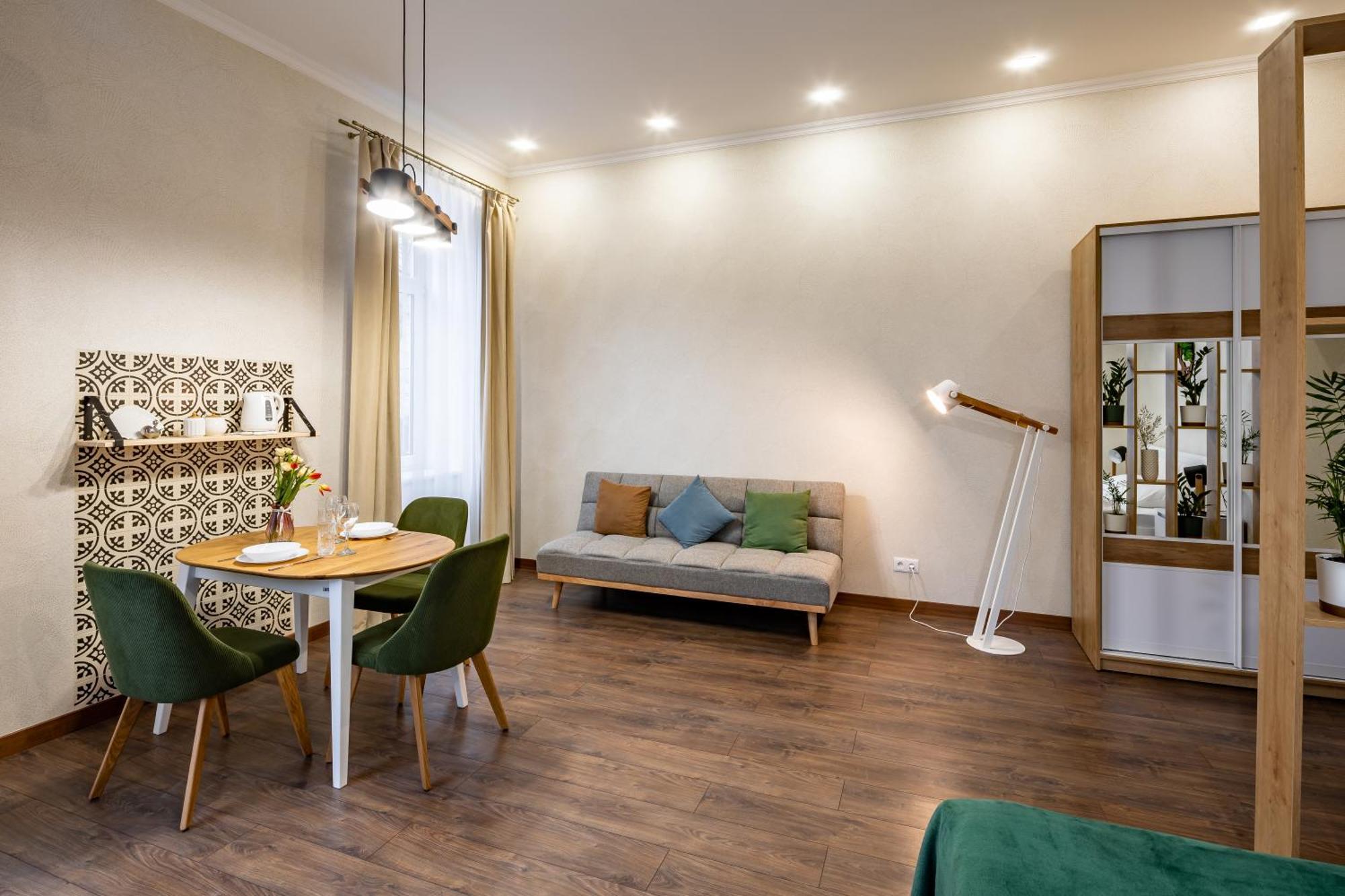 Leontovycha 1905 Apartman Lviv Kültér fotó